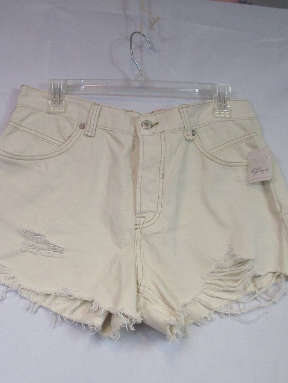 We The Free Beige Distressed Denim Jean Shorts - Picture 5 of 8
